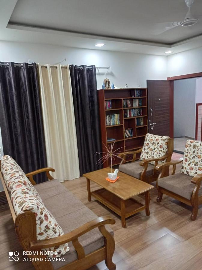 נאסיק Stay Nc Homestay מראה חיצוני תמונה