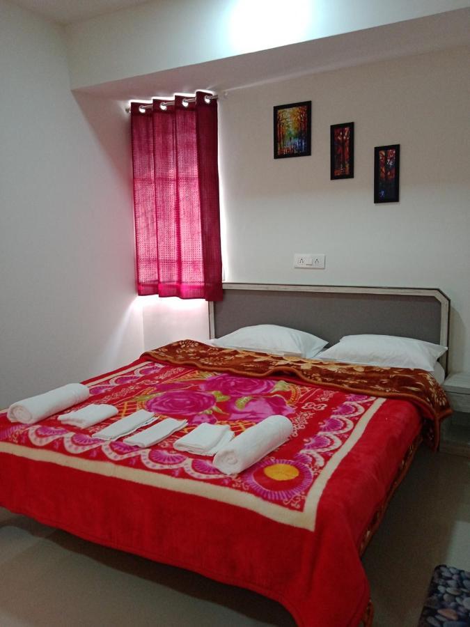 נאסיק Stay Nc Homestay מראה חיצוני תמונה