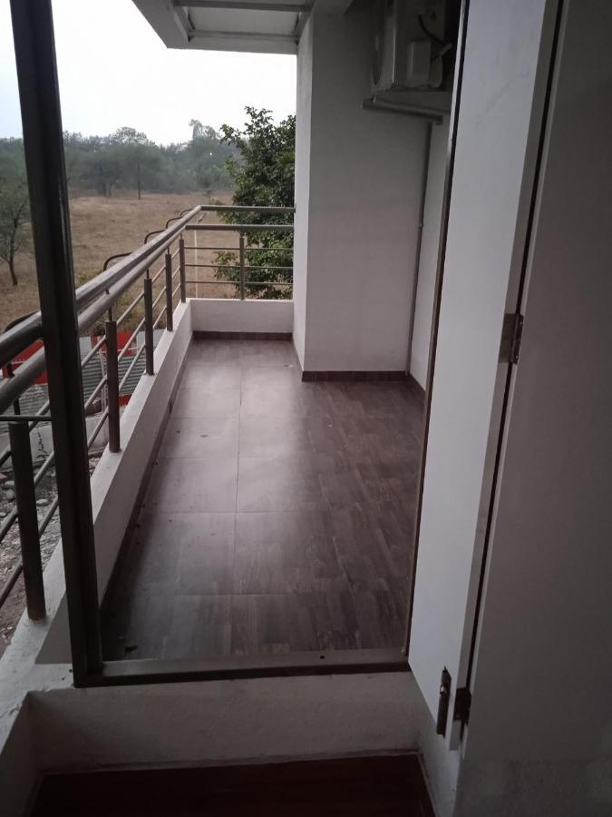 נאסיק Stay Nc Homestay מראה חיצוני תמונה